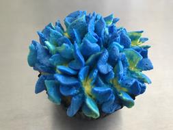blue cake is delicious