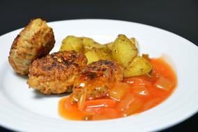 roast meat in sauce