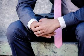 Wedding Man pink tie