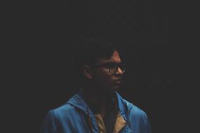 photo of an Indian pan with glasses