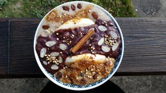 Dried fruit in smoothies