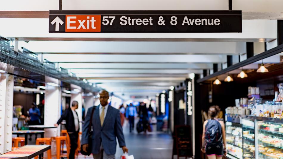 shopping mall exit sign