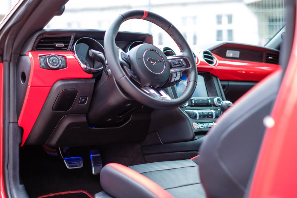 Mustang Gt Red