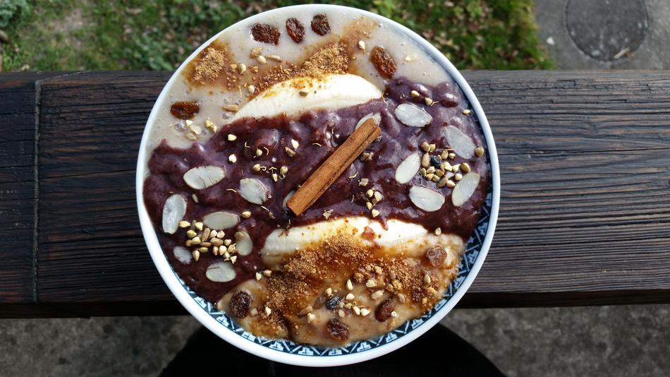 Dried fruit in smoothies