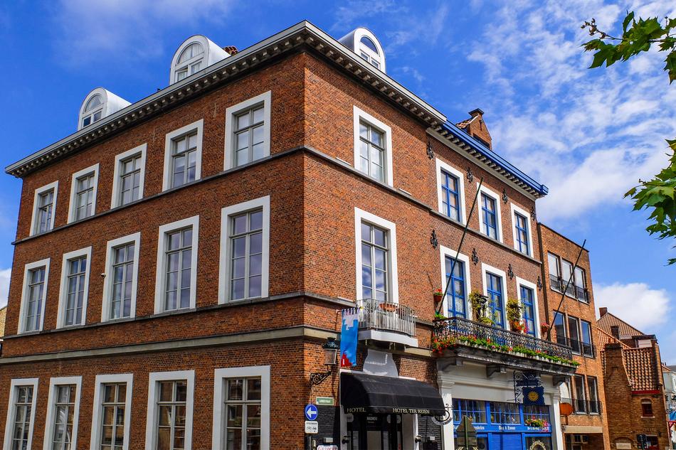 Building House Facade