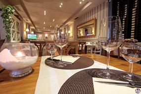 set table at the restaurant