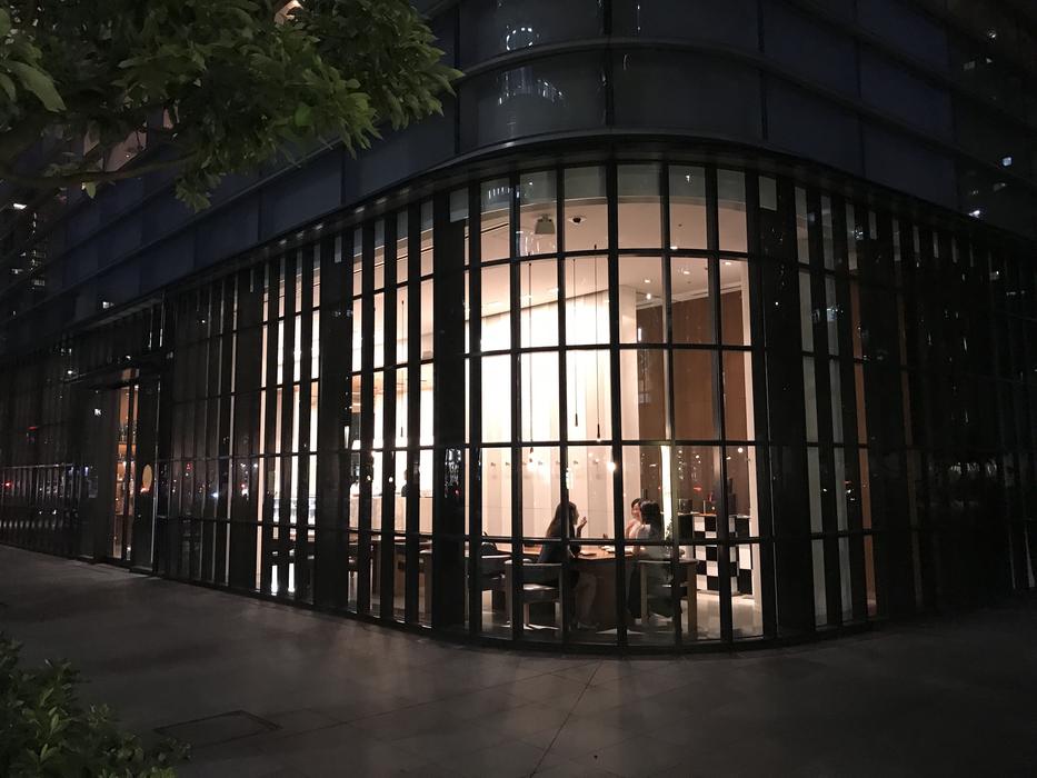 Night Tokyo Cafe
