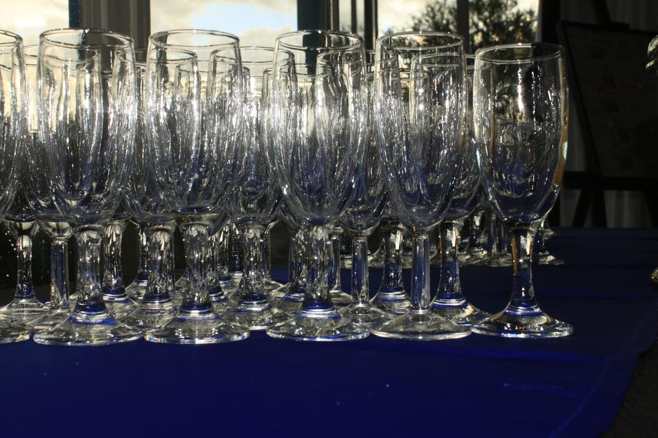 clean drinking glasses