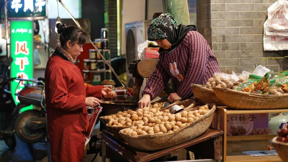 Walnut market and woman Hijab