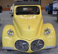 Oldtimer yellow Car