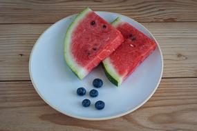 ripe watermelon triangles