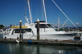 Motor Yacht Harbor