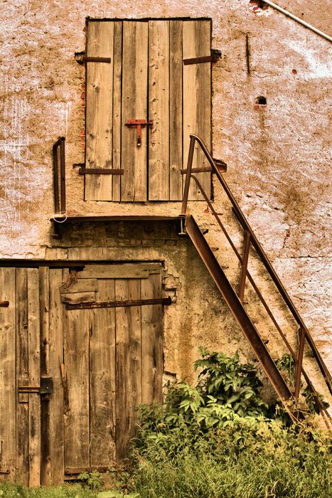 Building Old Architecture
