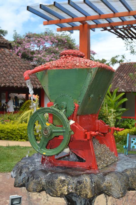 Coffee processing machine