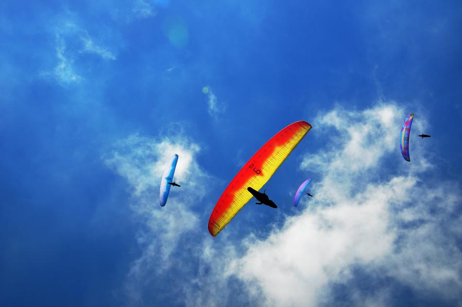 Paragliding Wow Air