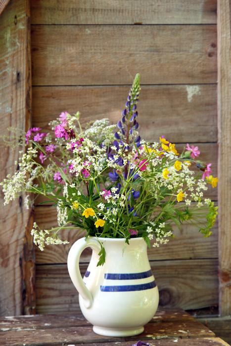Wild Flower Corsage Kukkavaasi