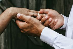 dressing rings at the wedding