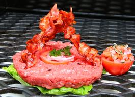 meat dish with tomatoes