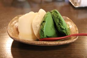 green ice cream in a bowl