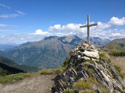 La Salette Cross Mountains