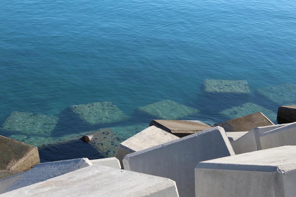 Body Of Water Sea stone blocks