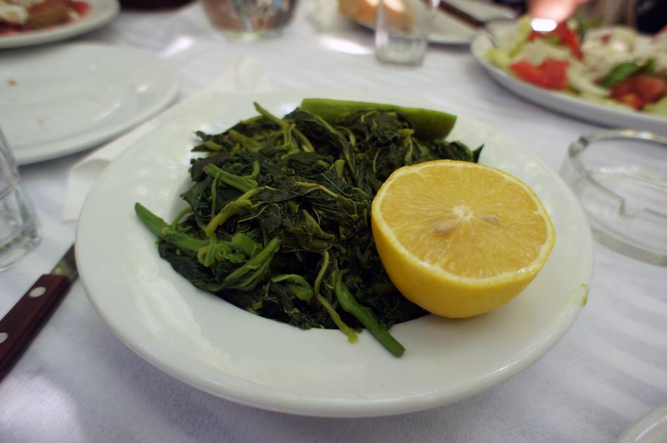 green vegetables with lemon