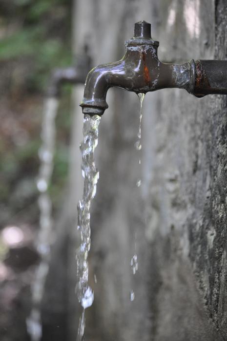 dripping water from the faucet