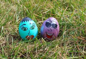 Easter Eggs Painted Para Funny