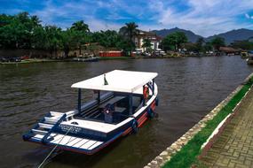 Paraty Canal Barco