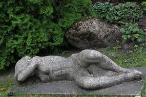 Statue Nature Garden