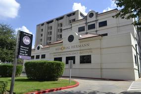 Memorial Herman of Mischer Neuroscience Institute, with the green garden in Houston, Texas, USA