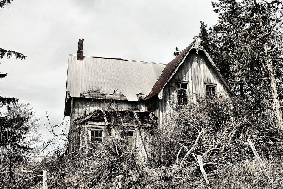 Abandoned House Farm