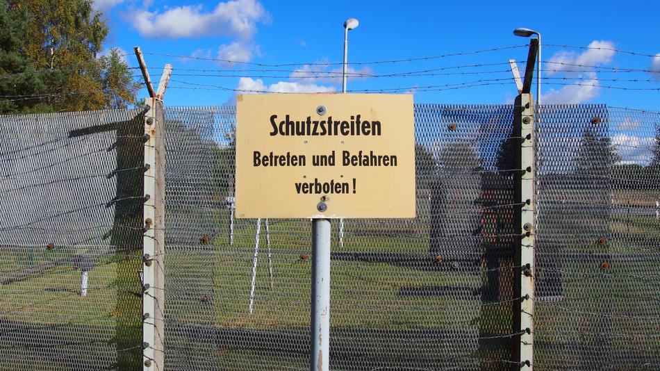Ddr Border History
