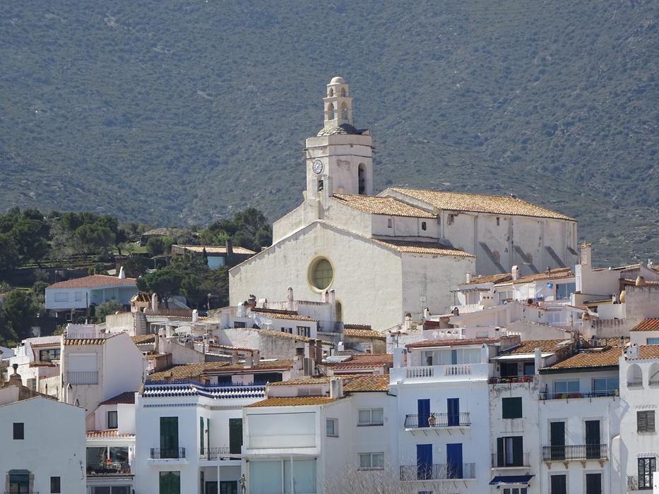 Cadaqués Church Houses