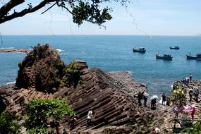 Rapids Of Stone Plates Travel Phu