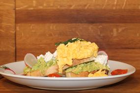 healthy avocado sandwich