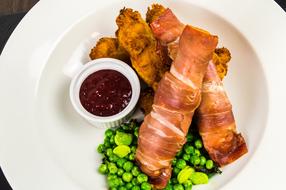 meat rolls with vegetables