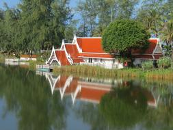 Water Lake House