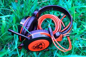 Headphone green grass