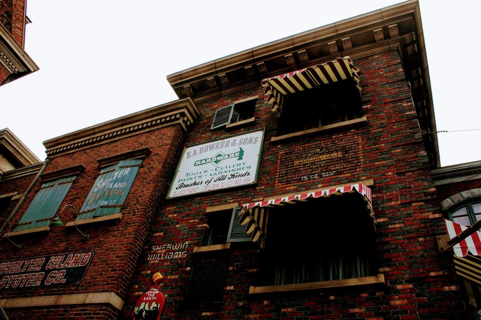 Building Bill Home