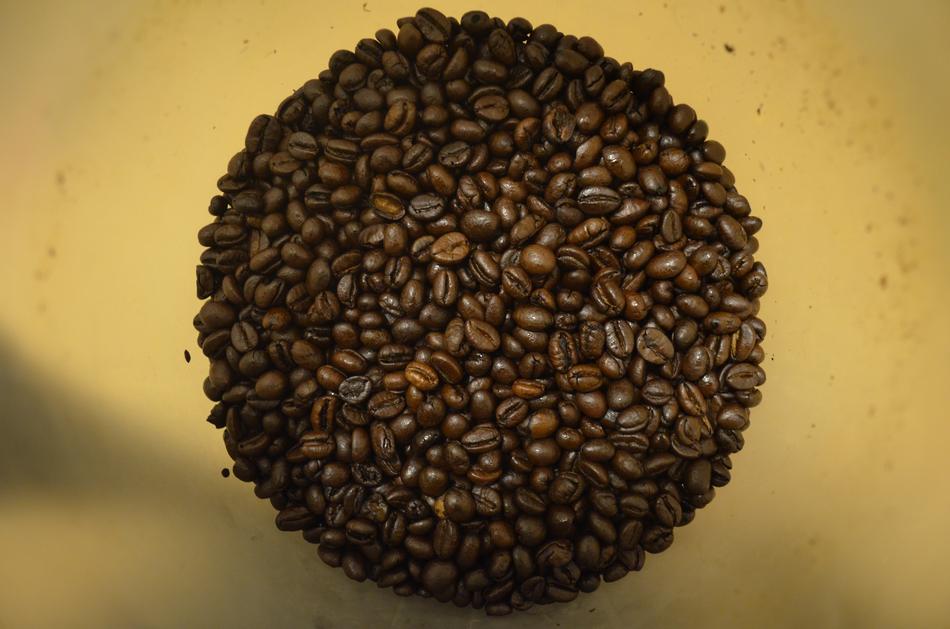 Aromatic grains on the table