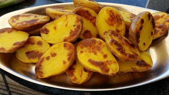 fried crispy potatoes