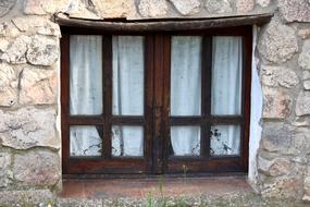 Ancient Window House facade