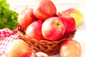 sweet apples in a basket