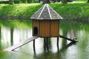 Monolithic Part Of The Waters