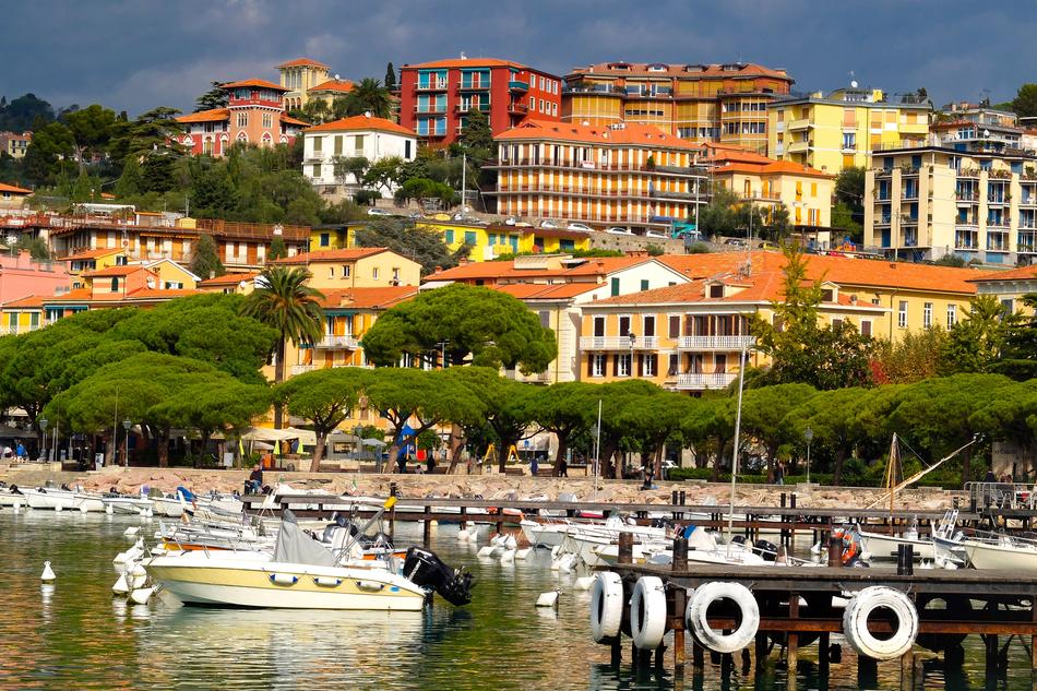 City Town Harbour