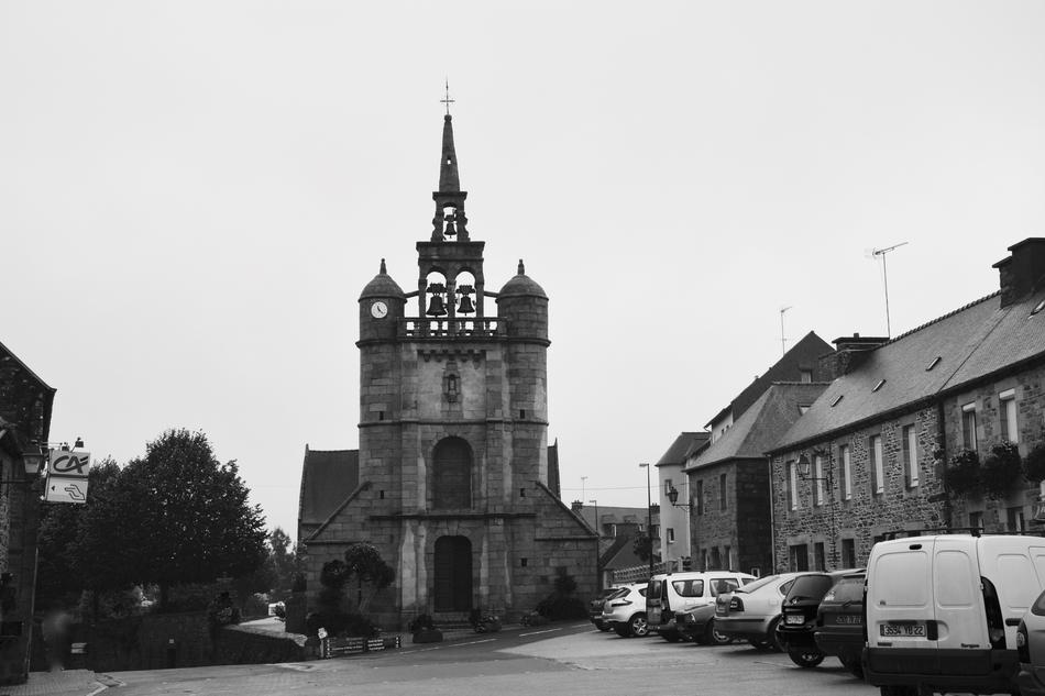 Church Lézardrieux Photo Black