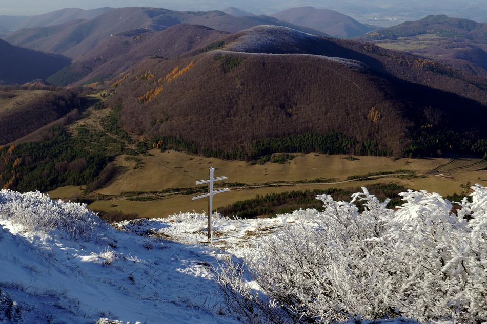 Cross Mountains view