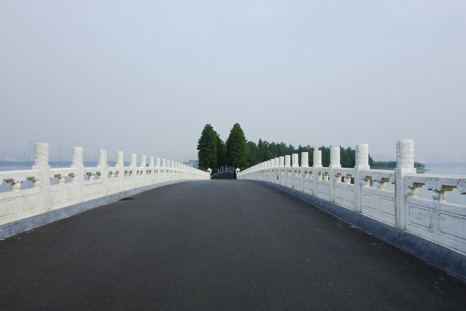 Bridge East-Lake
