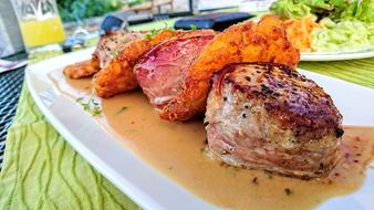 roast pork in sauce